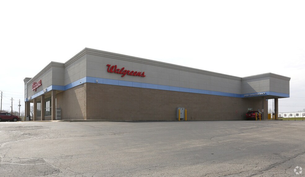 11020 Pendleton Pike, Indianapolis, IN à vendre - Photo de l’immeuble – Image 3 sur 3