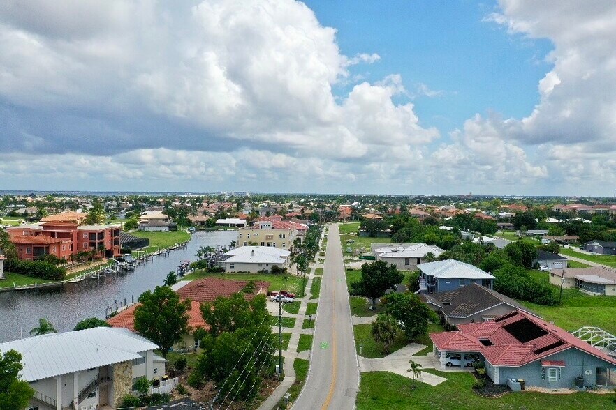 2633 Magdalina Dr, Punta Gorda, FL à vendre - Aérien – Image 3 sur 4
