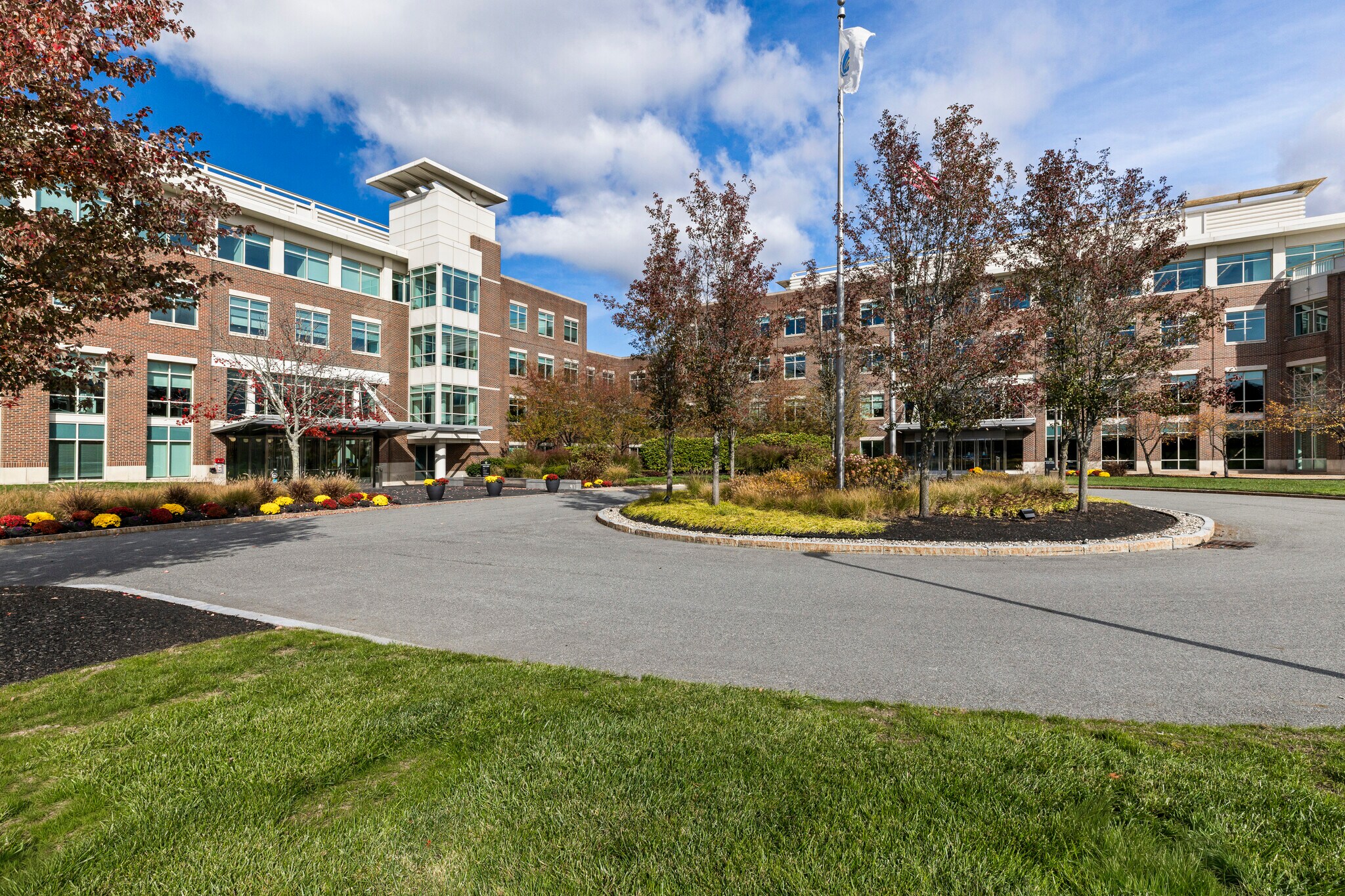 93 Worcester St, Wellesley, MA à louer Photo principale– Image 1 sur 10