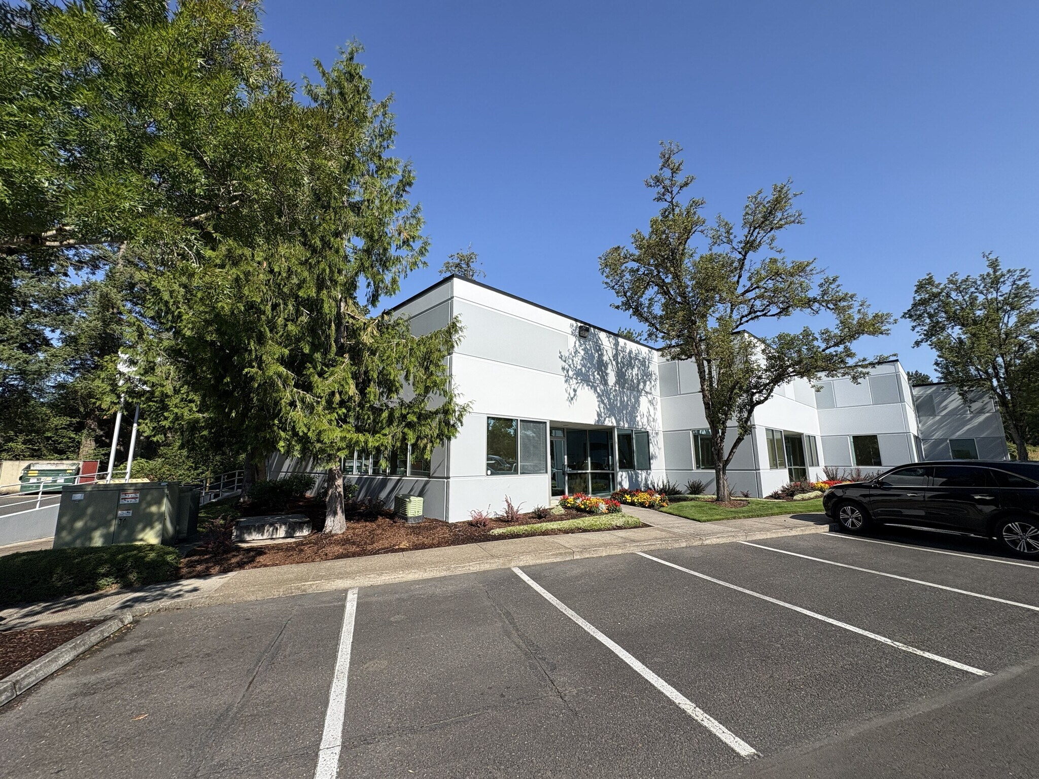 10200 SW Allen Blvd, Beaverton, OR à louer Photo de l’immeuble– Image 1 sur 7