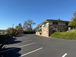 2828 Easy St, Placerville, CA à louer Photo intérieure– Image 2 sur 3