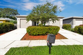 Plus de détails pour 739 NW 2nd Ave, Fort Lauderdale, FL - Logement à vendre
