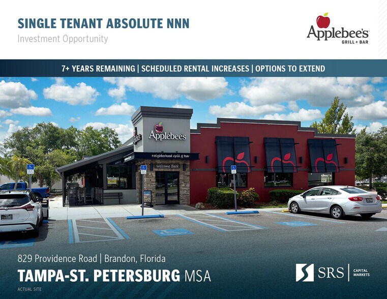 829 Providence Rd, Brandon, FL à vendre - Photo de l’immeuble – Image 1 sur 11