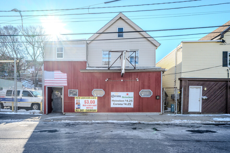 240 Essex St, Haverhill, MA à vendre - Photo de l’immeuble – Image 1 sur 19