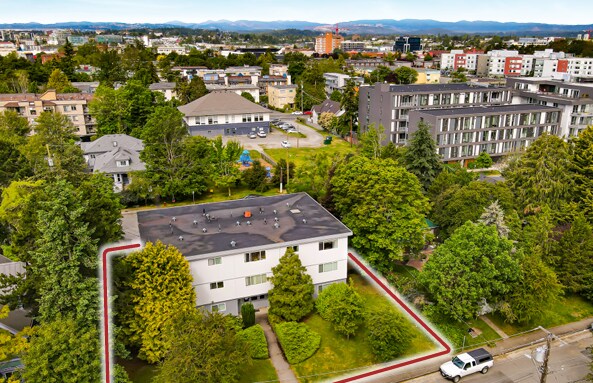 2552 Vancouver St, Victoria, BC à vendre - Photo principale – Image 1 sur 1