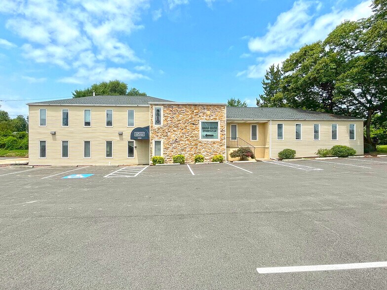 3510-3512 Trindle Rd, Camp Hill, PA à louer - Photo principale – Image 1 sur 10