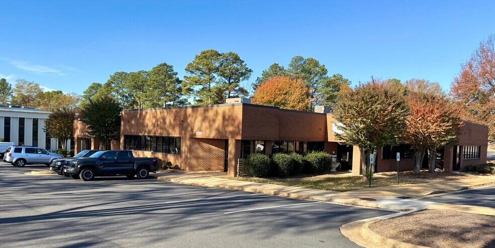 2706-2716 Enterprise Pky, Richmond, VA à louer - Photo de l’immeuble – Image 2 sur 4