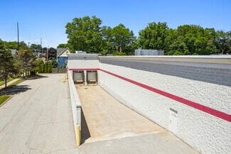 Plus de détails pour 832 W Main St, Ravenna, OH - Local commercial à vendre