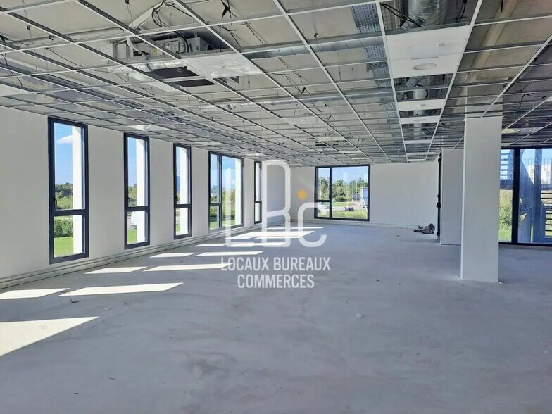 Bureau dans Rezé à louer - Photo de l’immeuble – Image 2 sur 10