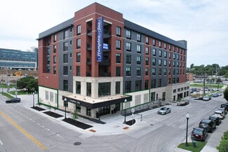 Plus de détails pour 4401 Douglas St, Omaha, NE - Local commercial à louer