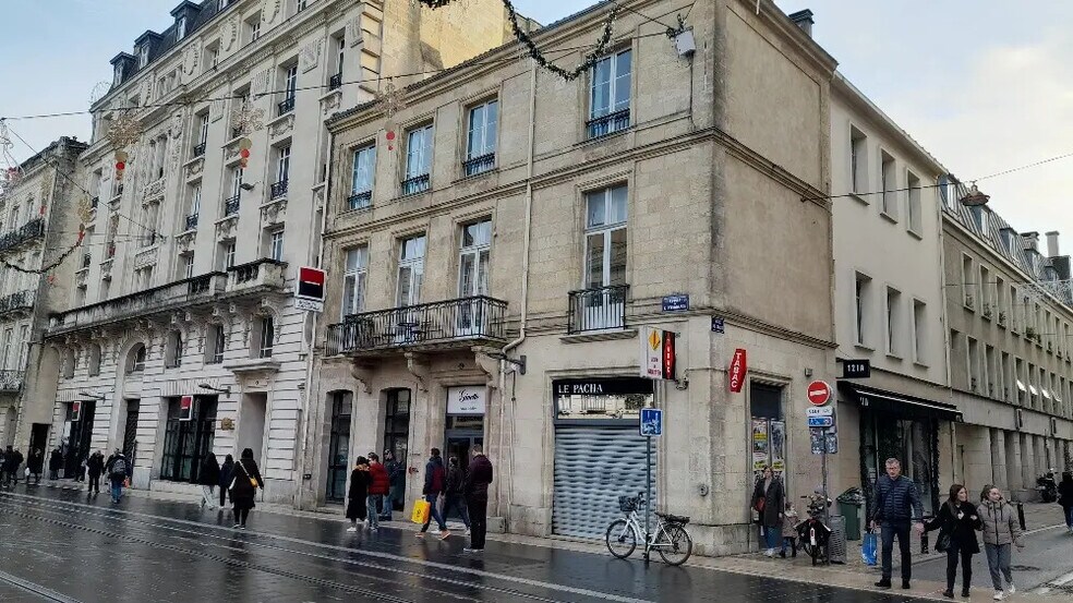 Bureau dans Bordeaux à louer - Photo de l’immeuble – Image 1 sur 8
