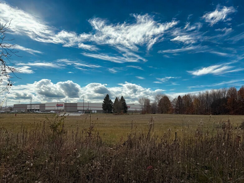 721 Crimson Ln, Yorkville, IL à vendre - Photo de l’immeuble – Image 1 sur 55