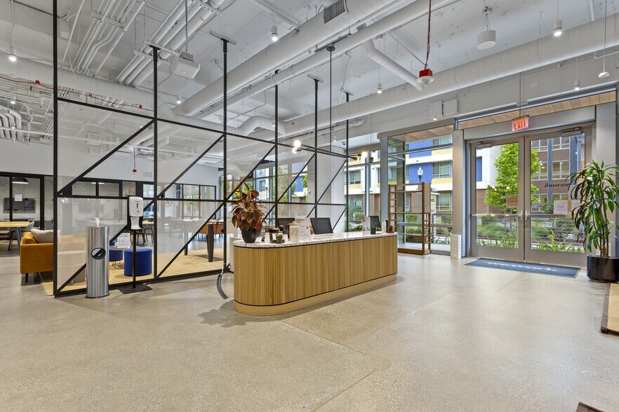 400 Concar Dr, San Mateo, CA à louer - Photo intérieure – Image 2 sur 18