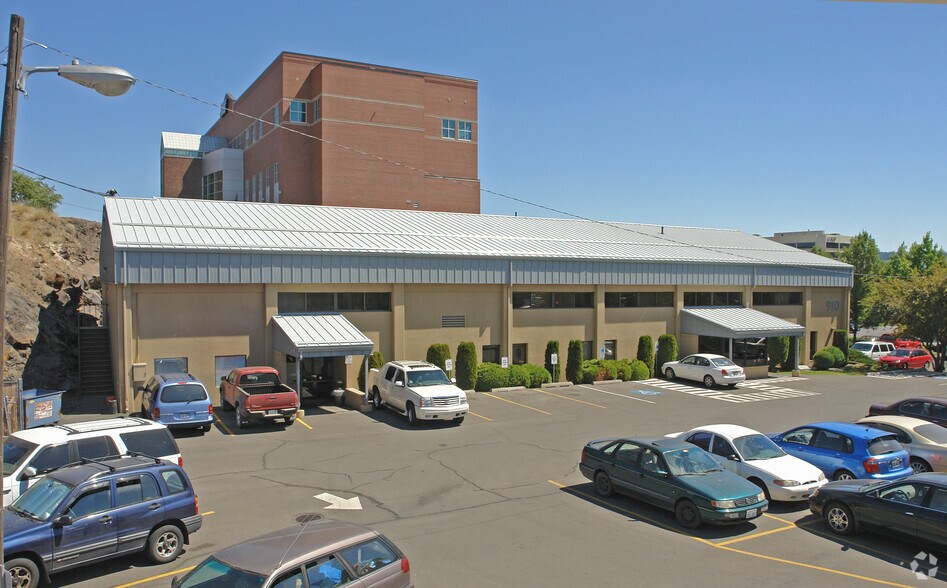 910 N Washington St, Spokane, WA à louer - Photo principale – Image 1 sur 7