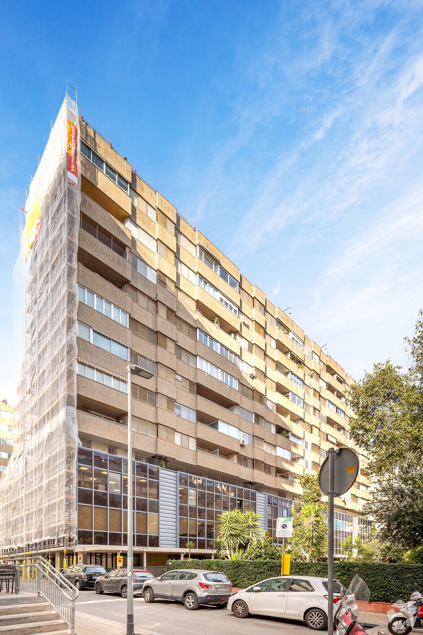 Travessera De Les Corts, 39-43, Barcelone, Barcelona à louer Photo principale– Image 1 sur 7