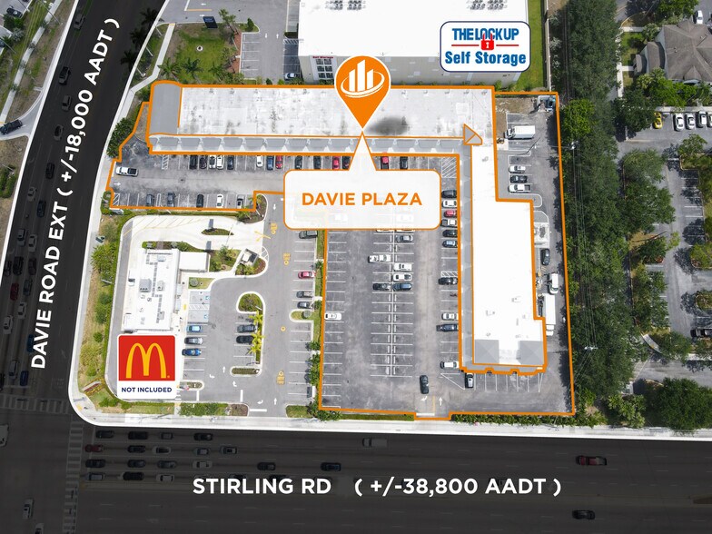 7160 Stirling Rd, Davie, FL à louer - Photo principale – Image 1 sur 1