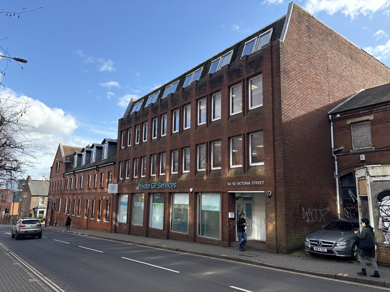 54-56 Victoria St, St Albans à vendre - Photo de l’immeuble – Image 2 sur 10