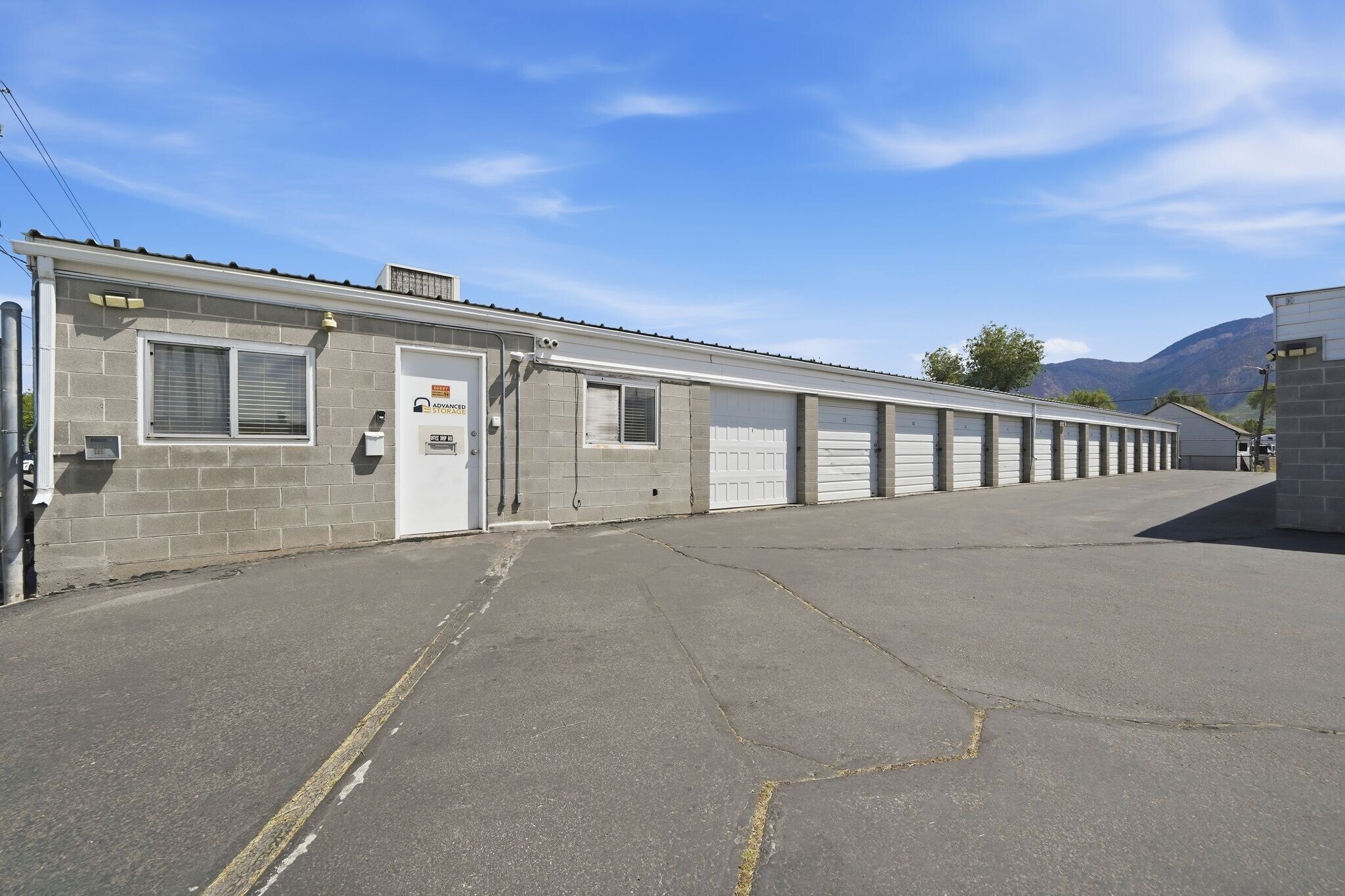 3272 Stephens Ave, Ogden, UT à vendre Photo de l’immeuble– Image 1 sur 22