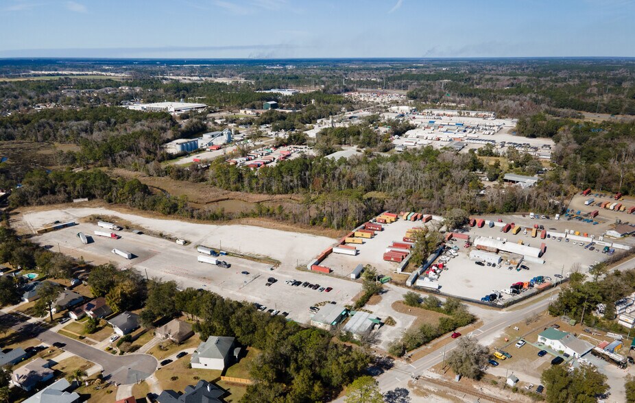 11460 Boote Blvd, Jacksonville, FL à louer - Photo de l’immeuble – Image 3 sur 3