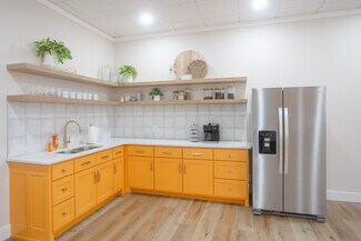 Plus de détails pour 9 NE Park Ave, Baxley, GA - Bureau à vendre