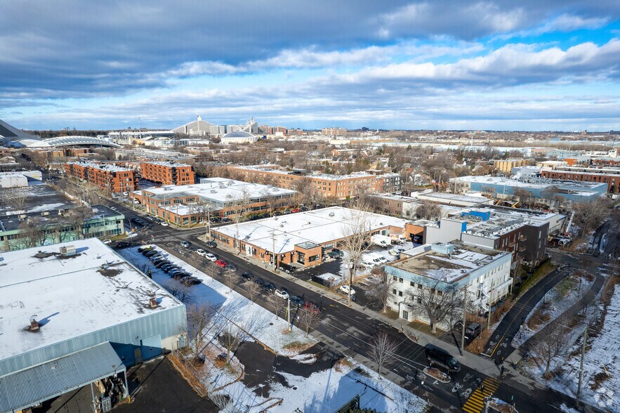 4550-4580 Rue de Rouen, Montréal, QC à louer - Aérien – Image 2 sur 6