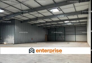 Plus de détails pour Local d'activités à louer