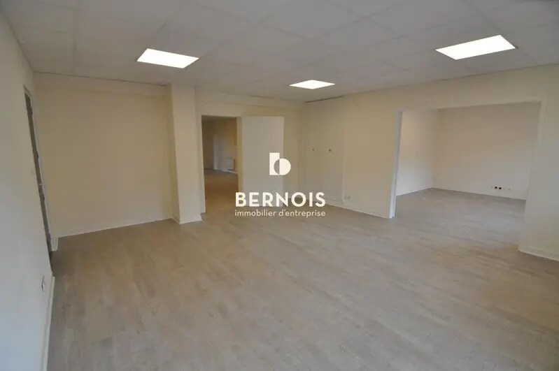 Bureau dans Nantes à louer - Photo de l’immeuble – Image 3 sur 5