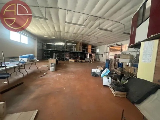 Plus de détails pour Industriel/Logistique à vendre