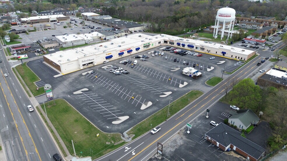 49-125 Cumberland Plz, Crossville, TN à louer - Photo de l’immeuble – Image 2 sur 5