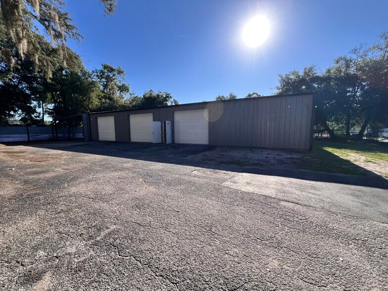 237 Melody Ln, Casselberry, FL à louer - Photo de l’immeuble – Image 2 sur 10