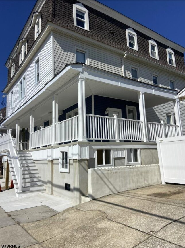 611 E 7th St, Ocean City, NJ à vendre Photo principale– Image 1 sur 28