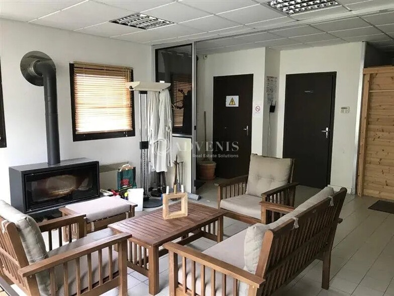 Bureau dans Vendôme à vendre - Photo de l’immeuble – Image 2 sur 5
