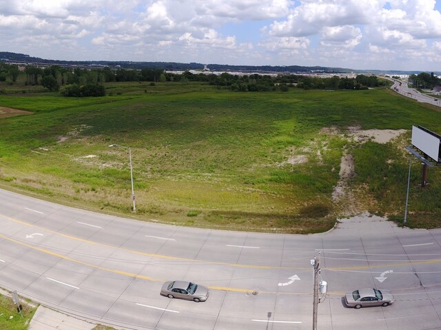 4001 S Expressway, Council Bluffs, IA à vendre - Photo de l’immeuble – Image 3 sur 5