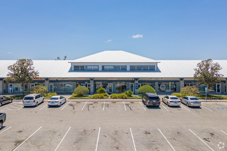 1015-1045 E Cr-540a, Lakeland, FL à louer - Photo de l’immeuble – Image 3 sur 5