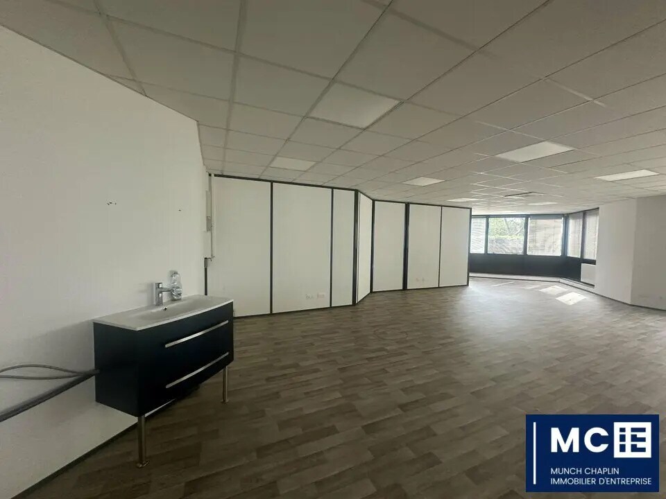 Bureau dans Oberhausbergen à louer Photo de l’immeuble– Image 1 sur 6