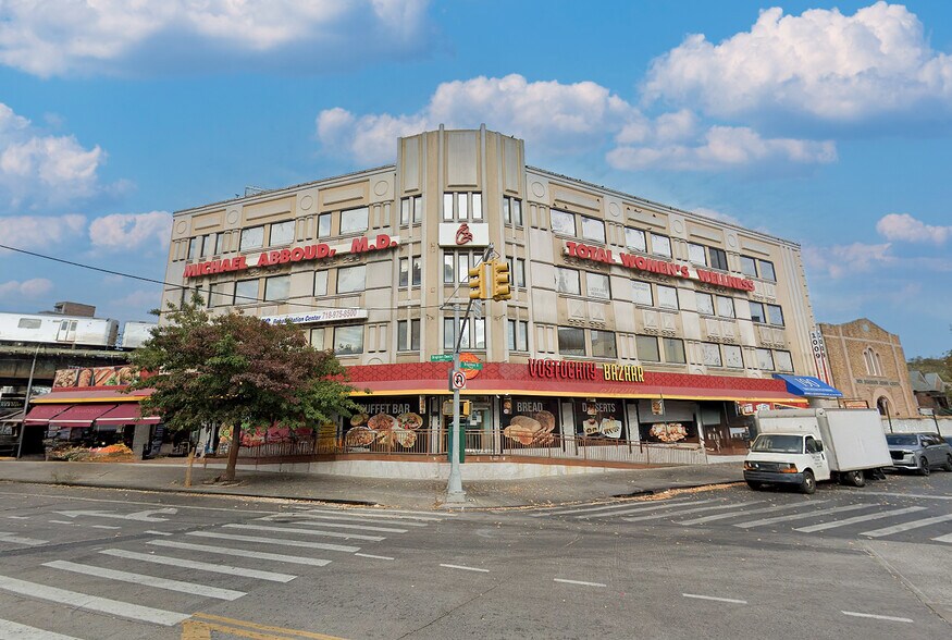 1009 Brighton Beach Ave, Brooklyn, NY à louer - Photo de l’immeuble – Image 1 sur 9