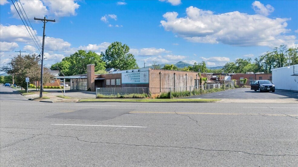231 S Colorado St, Salem, VA à vendre - Photo de l’immeuble – Image 3 sur 53
