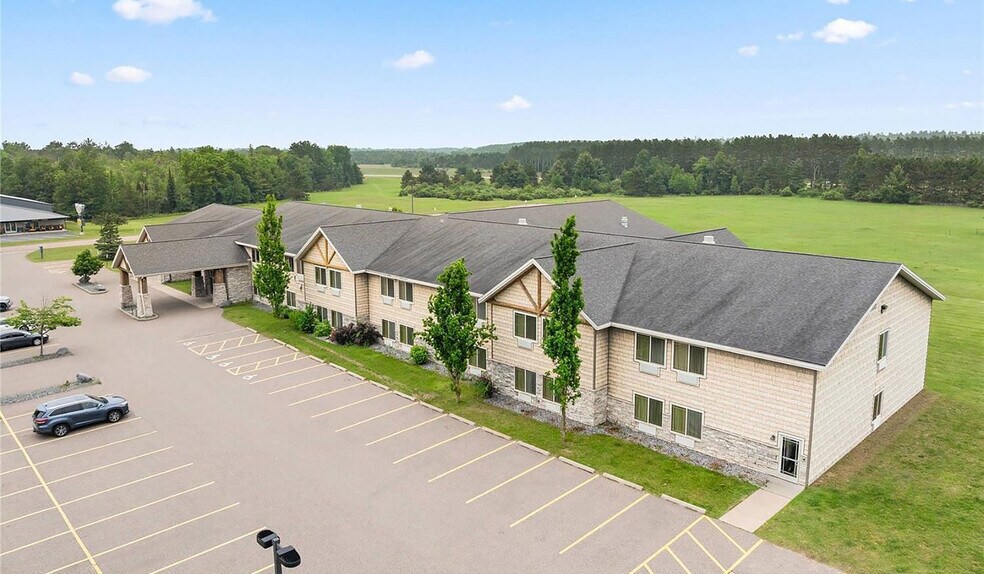 1738 Comfort Dr, Tomahawk, WI à vendre - Photo de l’immeuble – Image 2 sur 45