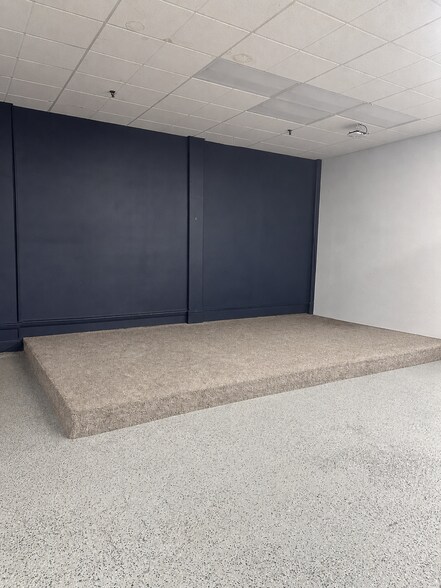 280 High St, Clinton, MA à louer - Photo de l’immeuble – Image 3 sur 9