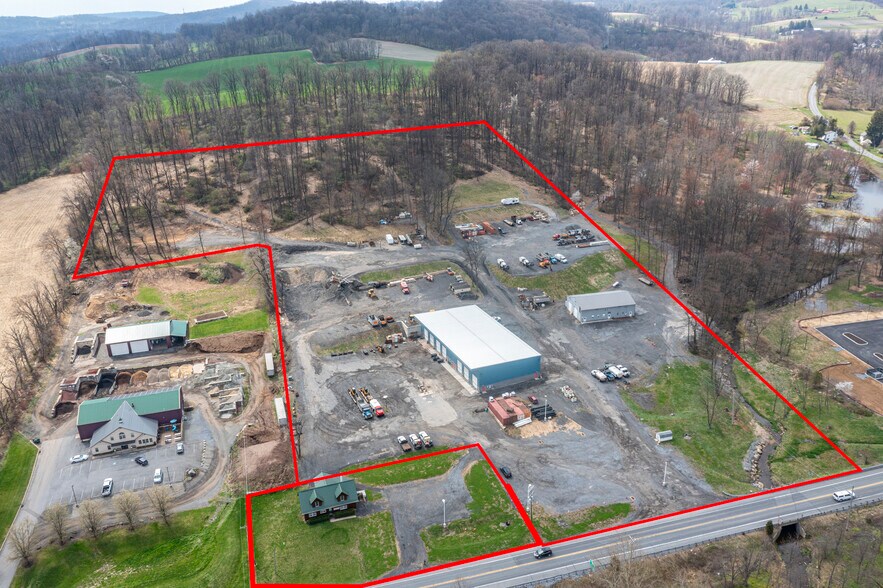 784 Memorial Hwy, Oley, PA à vendre - Photo de l’immeuble – Image 2 sur 79