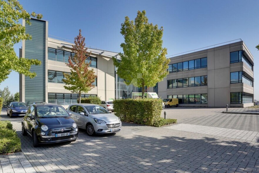 Bureau dans Wissous à louer - Photo de l’immeuble – Image 2 sur 18