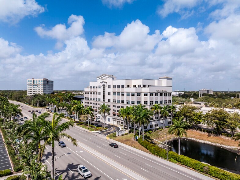 1675 N Military Trl, Boca Raton, FL à louer - Photo de l’immeuble – Image 3 sur 15