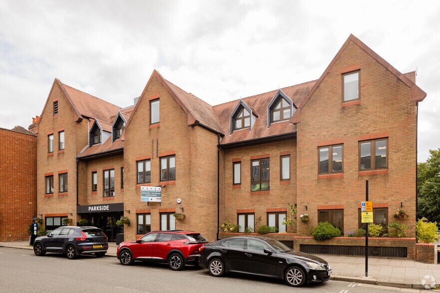 33-39 Sheet St, Windsor à louer - Photo de l’immeuble – Image 1 sur 1