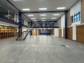 Plus de détails pour 1 Linkfield Rd, Isleworth - Bureau/Local commercial à louer