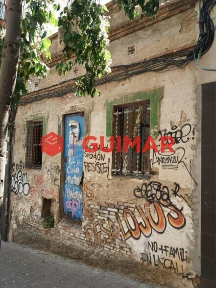 Terrain dans Barcelone, Barcelona à vendre - Photo de l’immeuble – Image 1 sur 4