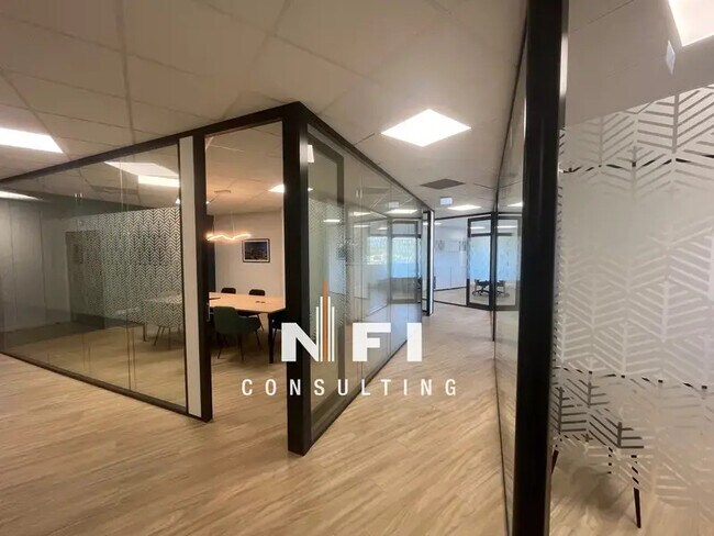 Plus de détails pour Bureau à vendre