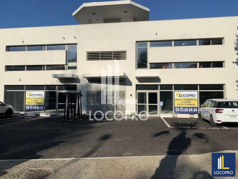 Local commercial dans La Colle-sur-Loup à louer - Photo de l’immeuble – Image 1 sur 4