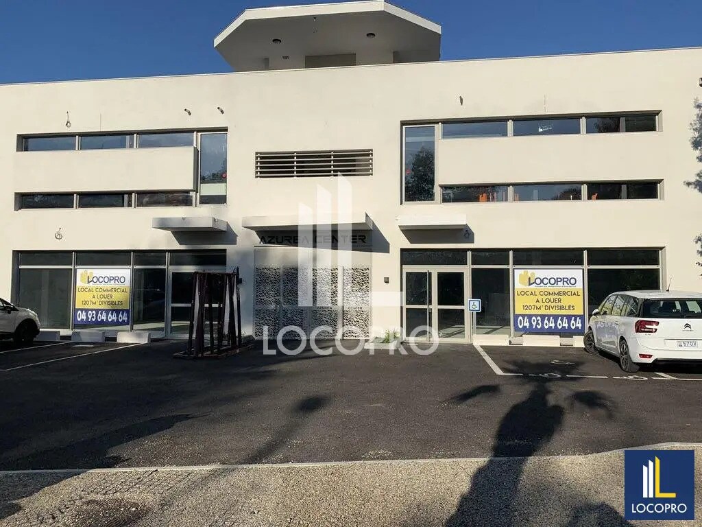 Local commercial dans La Colle-sur-Loup à louer Photo de l’immeuble– Image 1 sur 5