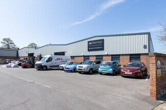 Plus de détails pour Dominion Way, Worthing - Industriel/Logistique à louer