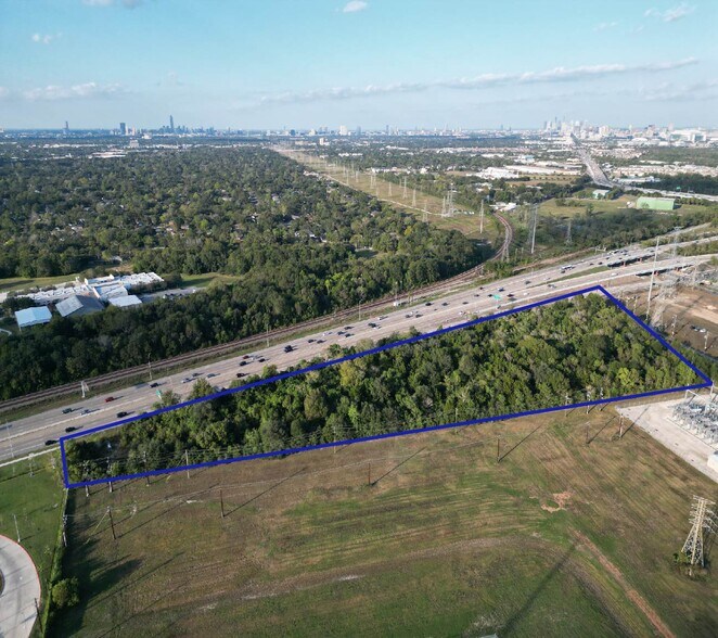 11799 S Main, Houston, TX à vendre - Photo de l’immeuble – Image 1 sur 4